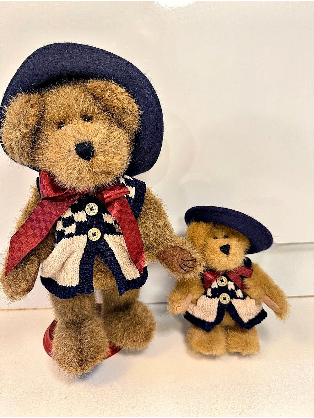 Vintage Boyd’s Collectible FoB Plush Bears Caitlin and Catherine Berriweather